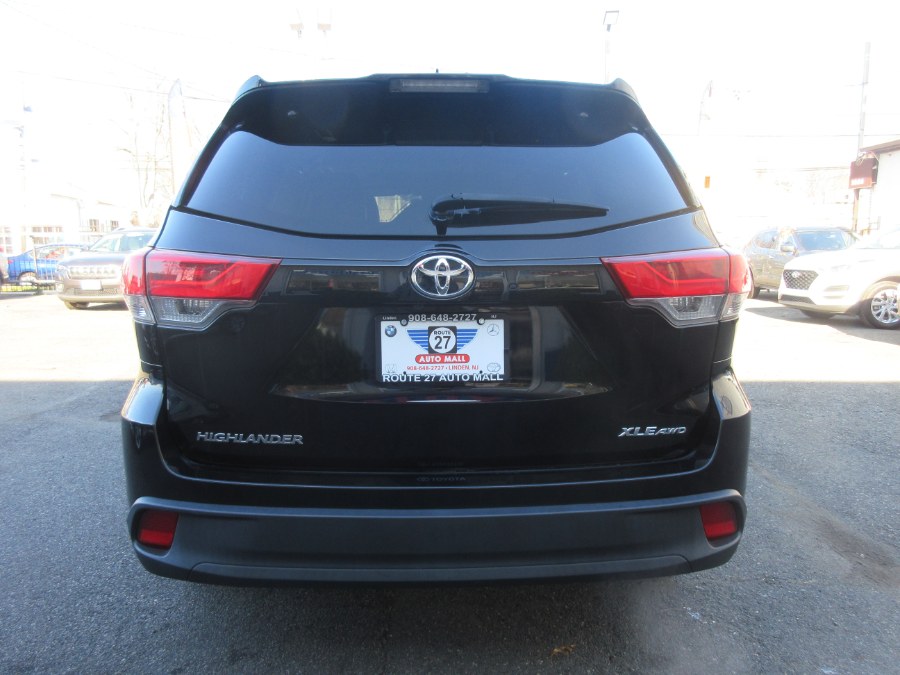 2017 Toyota Highlander XLE V6 AWD (Natl), available for sale in Linden, New Jersey | Route 27 Auto Mall. Linden, New Jersey 2017 Toyota Highlander XLE V6 AWD (Natl), available for sale in Linden, New Jersey | Route 27 Auto Mall. Linden, New Jersey