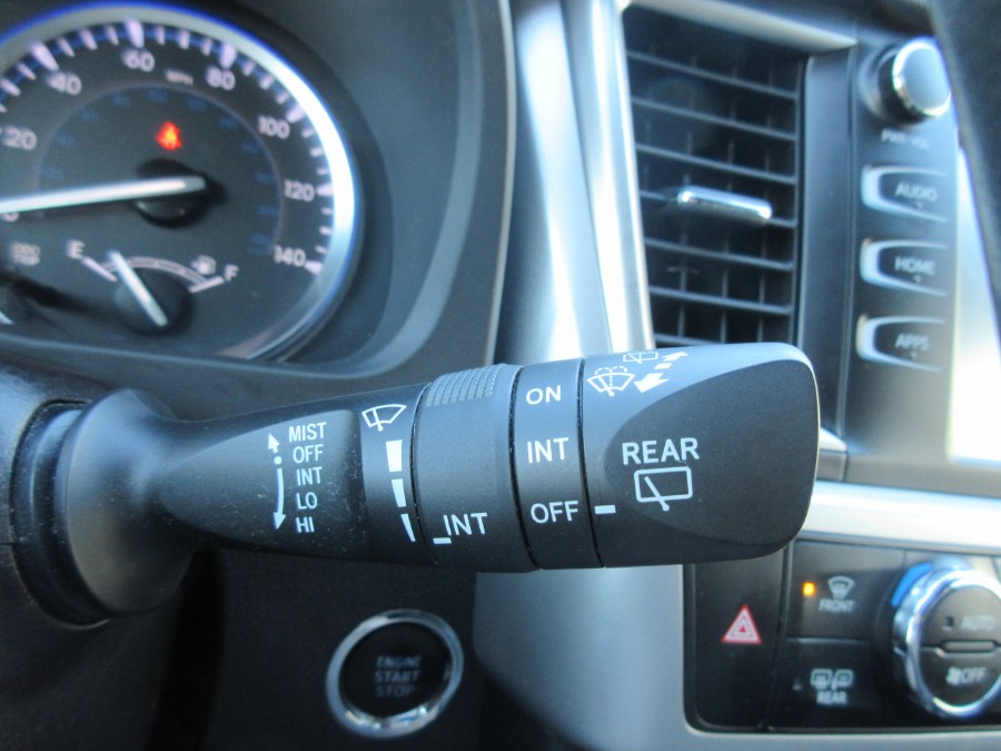 2017 Toyota Highlander XLE V6 AWD (Natl), available for sale in Linden, New Jersey | Route 27 Auto Mall. Linden, New Jersey 2017 Toyota Highlander XLE V6 AWD (Natl), available for sale in Linden, New Jersey | Route 27 Auto Mall. Linden, New Jersey