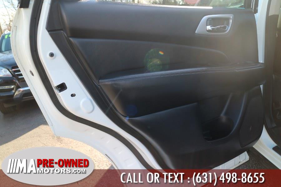 2015 Nissan Pathfinder sl 7 passenger 4WD 4dr S, available for sale in Huntington Station, New York | M & A Motors. Huntington Station, New York 2015 Nissan Pathfinder sl 7 passenger 4WD 4dr S, available for sale in Huntington Station, New York | M & A Motors. Huntington Station, New York