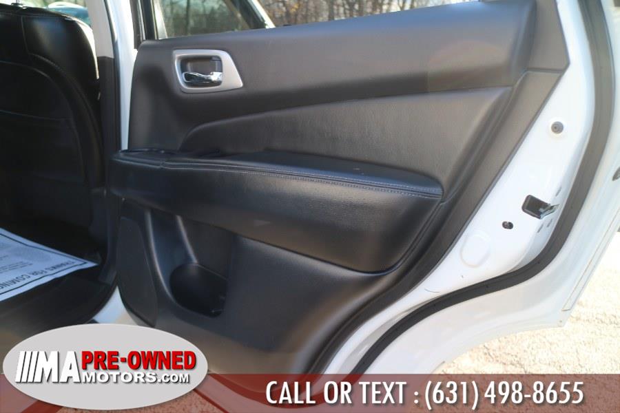 2015 Nissan Pathfinder sl 7 passenger 4WD 4dr S, available for sale in Huntington Station, New York | M & A Motors. Huntington Station, New York 2015 Nissan Pathfinder sl 7 passenger 4WD 4dr S, available for sale in Huntington Station, New York | M & A Motors. Huntington Station, New York