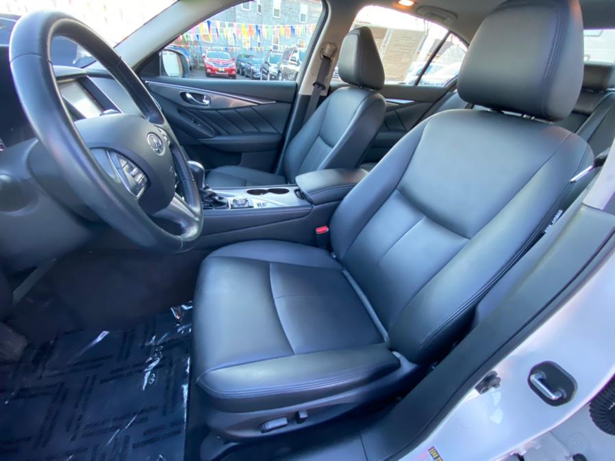Used INFINITI Q50 3.0t Signature Edition AWD 2017 | VEB Auto Sales. Hartford, Connecticut Used INFINITI Q50 3.0t Signature Edition AWD 2017 | VEB Auto Sales. Hartford, Connecticut