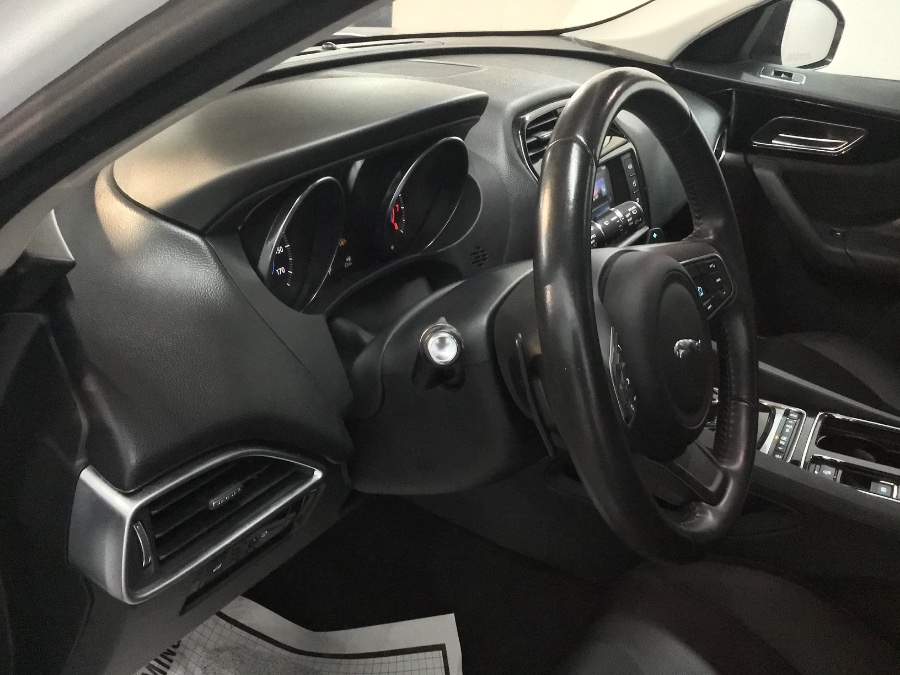 Used Jaguar F-PACE 25t Premium AWD 2018 | European Auto Expo. Lodi, New Jersey Used Jaguar F-PACE 25t Premium AWD 2018 | European Auto Expo. Lodi, New Jersey