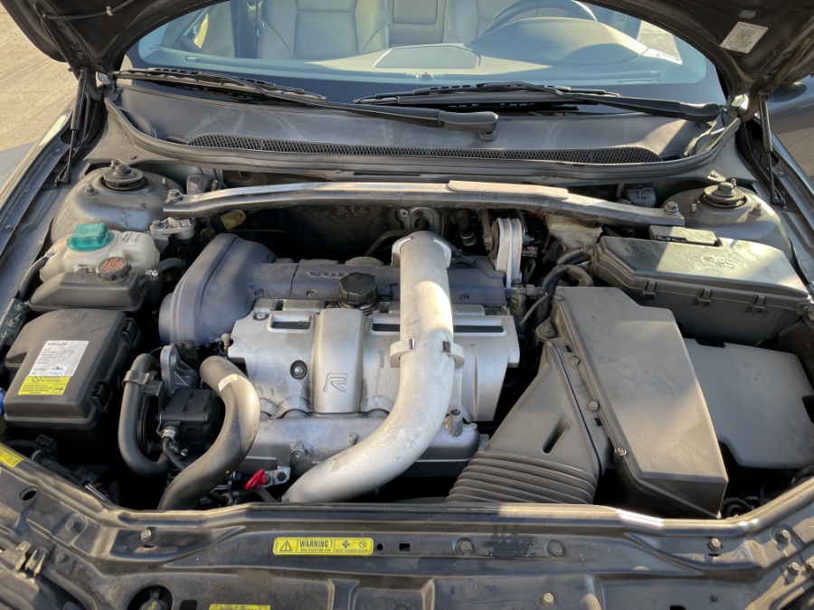 2004 Volvo S60 2.5L Turbo R AWD Auto w/Sunroof, available for sale in Salt Lake City, Utah | Guchon Imports. Salt Lake City, Utah 2004 Volvo S60 2.5L Turbo R AWD Auto w/Sunroof, available for sale in Salt Lake City, Utah | Guchon Imports. Salt Lake City, Utah
