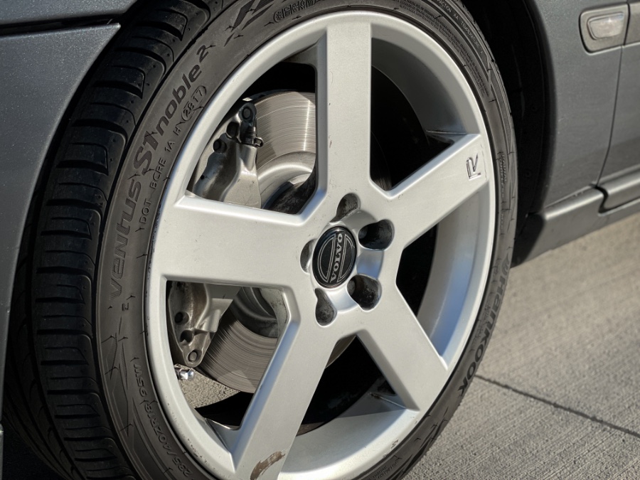 2004 Volvo S60 2.5L Turbo R AWD Auto w/Sunroof, available for sale in Salt Lake City, Utah | Guchon Imports. Salt Lake City, Utah 2004 Volvo S60 2.5L Turbo R AWD Auto w/Sunroof, available for sale in Salt Lake City, Utah | Guchon Imports. Salt Lake City, Utah