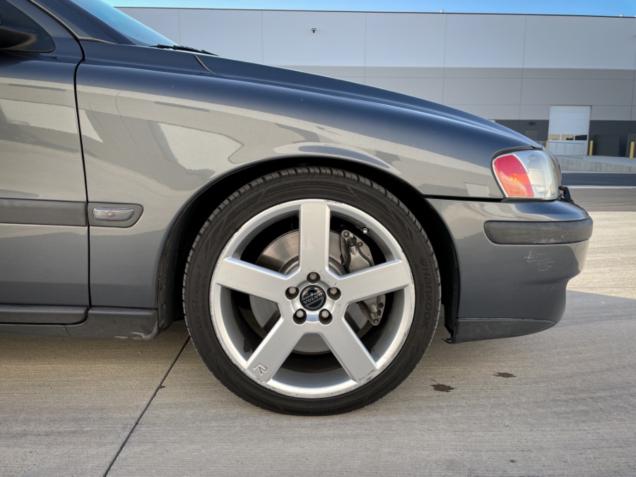 2004 Volvo S60 2.5L Turbo R AWD Auto w/Sunroof, available for sale in Salt Lake City, Utah | Guchon Imports. Salt Lake City, Utah 2004 Volvo S60 2.5L Turbo R AWD Auto w/Sunroof, available for sale in Salt Lake City, Utah | Guchon Imports. Salt Lake City, Utah