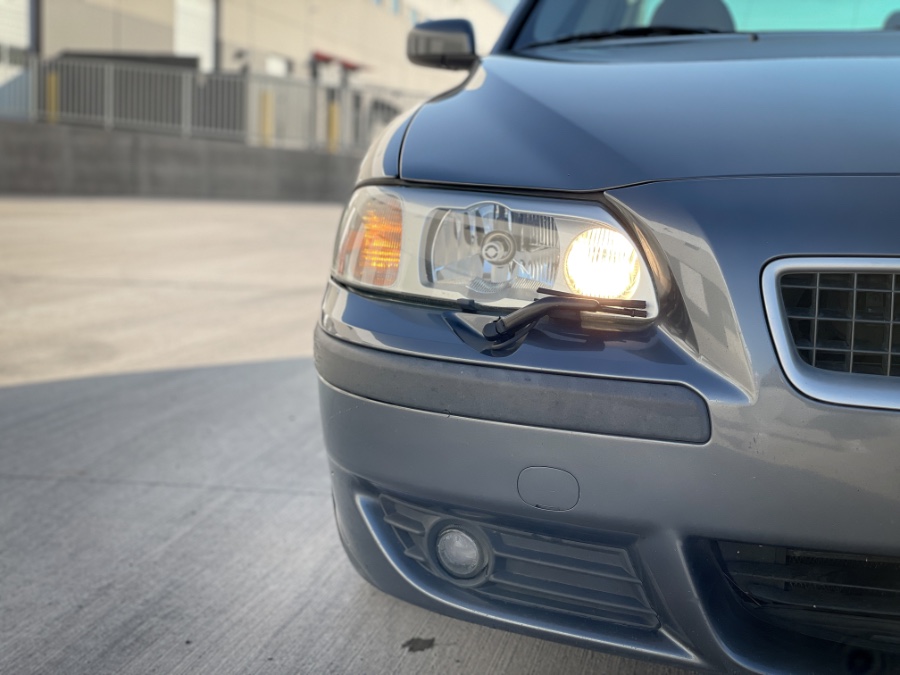 2004 Volvo S60 2.5L Turbo R AWD Auto w/Sunroof, available for sale in Salt Lake City, Utah | Guchon Imports. Salt Lake City, Utah 2004 Volvo S60 2.5L Turbo R AWD Auto w/Sunroof, available for sale in Salt Lake City, Utah | Guchon Imports. Salt Lake City, Utah