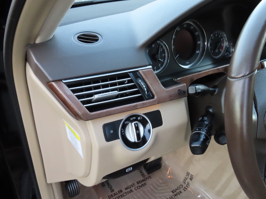 Used Mercedes-Benz E-Class 4dr Wgn E350 Luxury 4MATIC *Ltd Avail* 2013 | Meccanic Shop North Inc. North Salem, New York Used Mercedes-Benz E-Class 4dr Wgn E350 Luxury 4MATIC *Ltd Avail* 2013 | Meccanic Shop North Inc. North Salem, New York