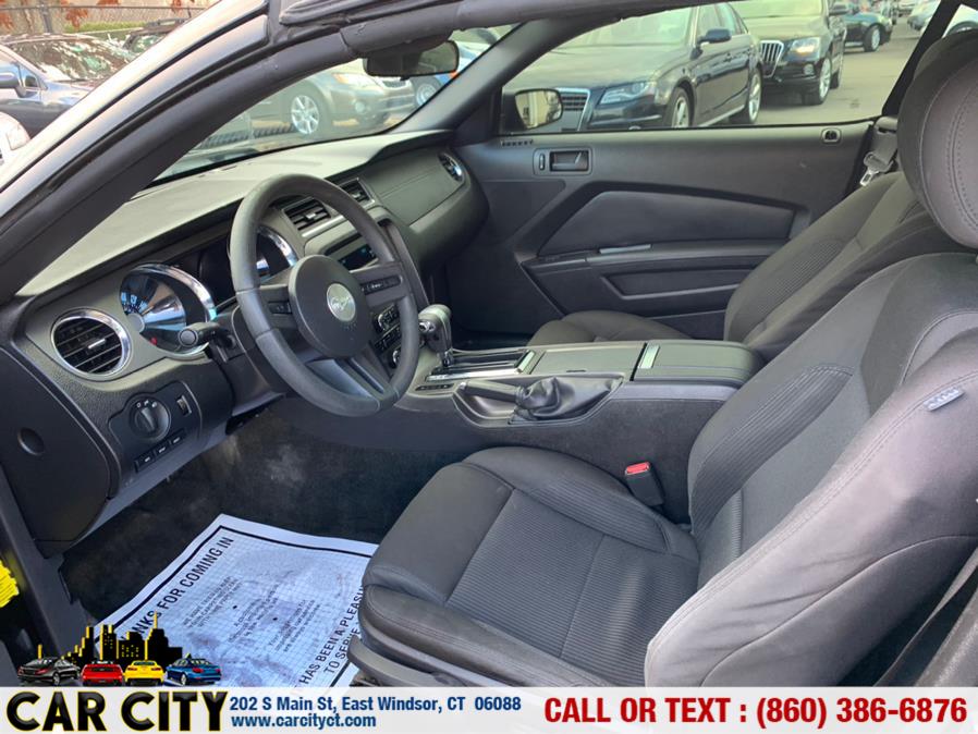 Used Ford Mustang 2dr Conv V6 2012 | Car City LLC. East Windsor, Connecticut Used Ford Mustang 2dr Conv V6 2012 | Car City LLC. East Windsor, Connecticut