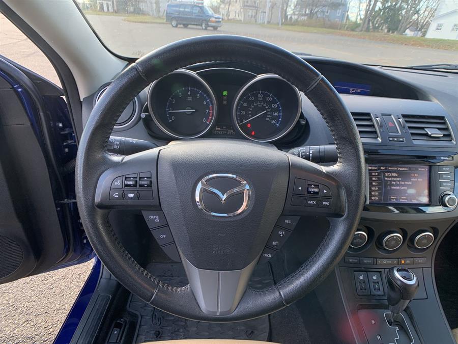 2013 Mazda Mazda3 4dr Sdn Auto i Grand Touring, available for sale in Stratford, Connecticut | Wiz Leasing Inc. Stratford, Connecticut 2013 Mazda Mazda3 4dr Sdn Auto i Grand Touring, available for sale in Stratford, Connecticut | Wiz Leasing Inc. Stratford, Connecticut