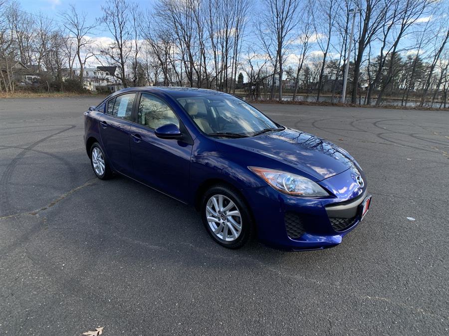 2013 Mazda Mazda3 4dr Sdn Auto i Grand Touring, available for sale in Stratford, Connecticut | Wiz Leasing Inc. Stratford, Connecticut