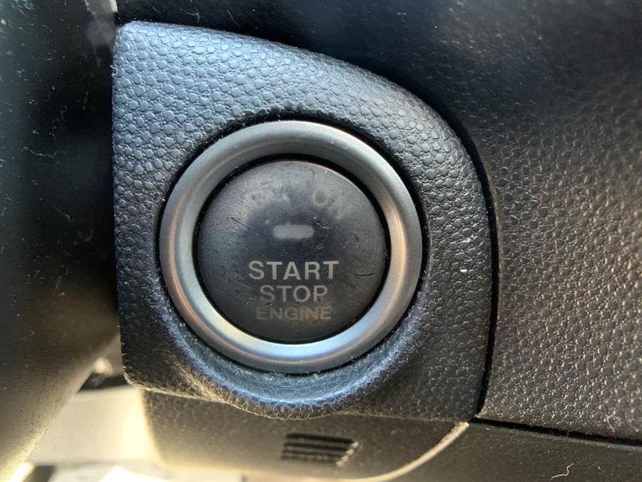 2013 Mazda Mazda3 4dr Sdn Auto i Grand Touring, available for sale in Stratford, Connecticut | Wiz Leasing Inc. Stratford, Connecticut 2013 Mazda Mazda3 4dr Sdn Auto i Grand Touring, available for sale in Stratford, Connecticut | Wiz Leasing Inc. Stratford, Connecticut
