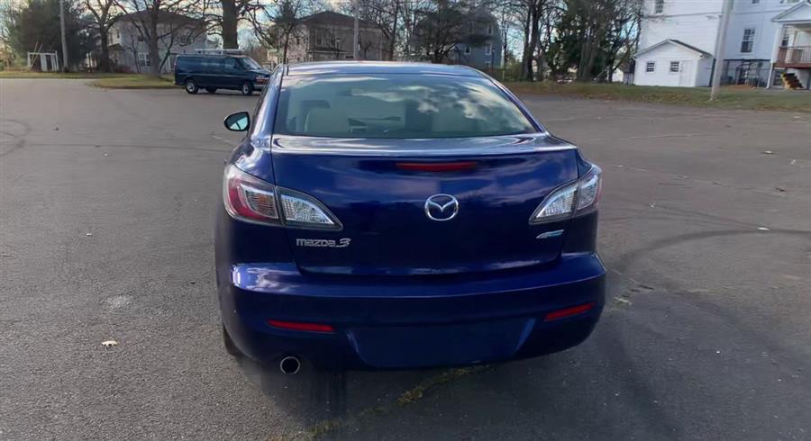 2013 Mazda Mazda3 4dr Sdn Auto i Grand Touring, available for sale in Stratford, Connecticut | Wiz Leasing Inc. Stratford, Connecticut 2013 Mazda Mazda3 4dr Sdn Auto i Grand Touring, available for sale in Stratford, Connecticut | Wiz Leasing Inc. Stratford, Connecticut