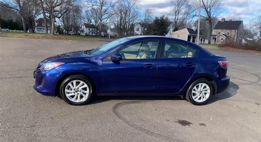 2013 Mazda Mazda3 4dr Sdn Auto i Grand Touring, available for sale in Stratford, Connecticut | Wiz Leasing Inc. Stratford, Connecticut 2013 Mazda Mazda3 4dr Sdn Auto i Grand Touring, available for sale in Stratford, Connecticut | Wiz Leasing Inc. Stratford, Connecticut