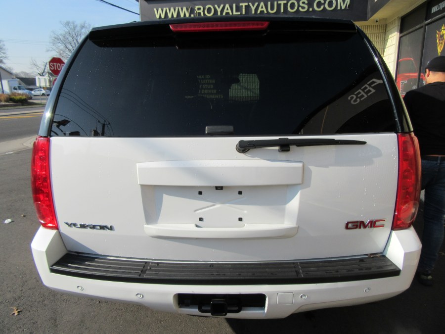 Used GMC Yukon 4WD 4dr 1500 SLT 2013 | Royalty Auto Sales. Little Ferry, New Jersey Used GMC Yukon 4WD 4dr 1500 SLT 2013 | Royalty Auto Sales. Little Ferry, New Jersey