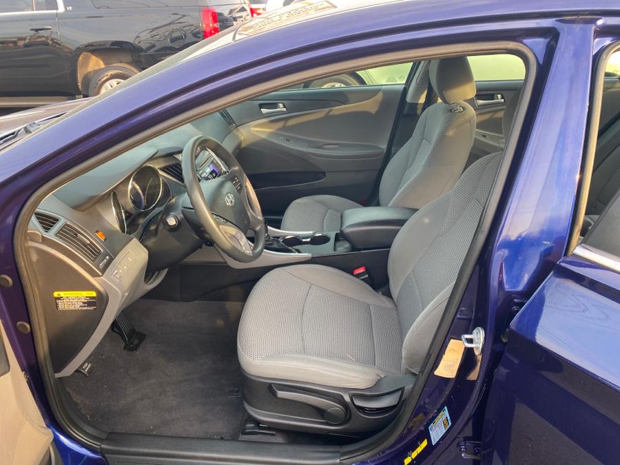 2013 Hyundai Sonata 4dr Sdn 2.4L Auto GLS PZEV *Ltd Avail*, available for sale in Little Ferry, New Jersey | Victoria Preowned Autos Inc. Little Ferry, New Jersey 2013 Hyundai Sonata 4dr Sdn 2.4L Auto GLS PZEV *Ltd Avail*, available for sale in Little Ferry, New Jersey | Victoria Preowned Autos Inc. Little Ferry, New Jersey