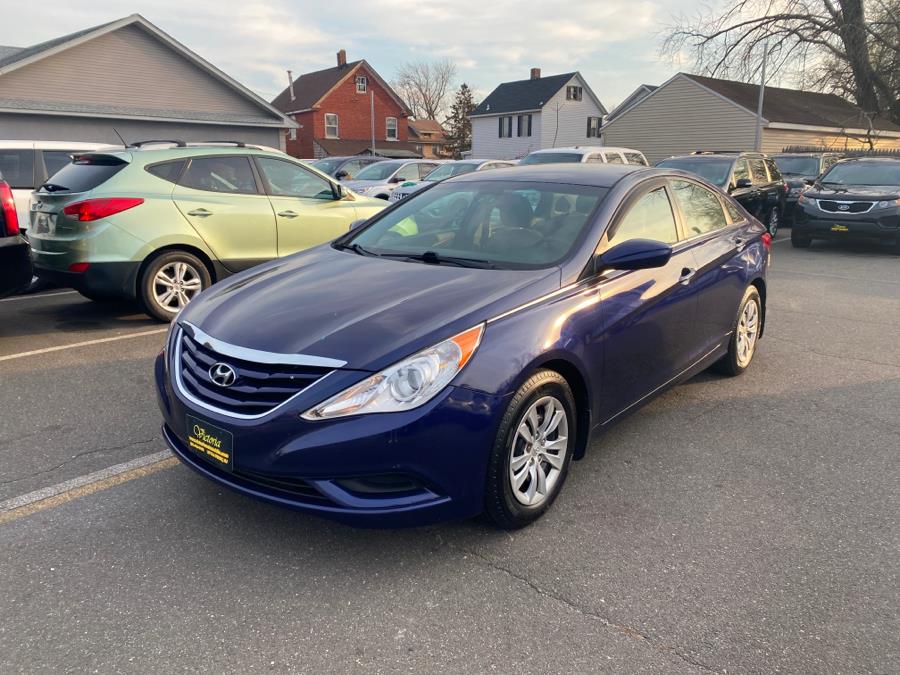 2013 Hyundai Sonata 4dr Sdn 2.4L Auto GLS PZEV *Ltd Avail*, available for sale in Little Ferry, New Jersey | Victoria Preowned Autos Inc. Little Ferry, New Jersey 2013 Hyundai Sonata 4dr Sdn 2.4L Auto GLS PZEV *Ltd Avail*, available for sale in Little Ferry, New Jersey | Victoria Preowned Autos Inc. Little Ferry, New Jersey
