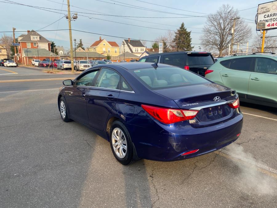 2013 Hyundai Sonata 4dr Sdn 2.4L Auto GLS PZEV *Ltd Avail*, available for sale in Little Ferry, New Jersey | Victoria Preowned Autos Inc. Little Ferry, New Jersey 2013 Hyundai Sonata 4dr Sdn 2.4L Auto GLS PZEV *Ltd Avail*, available for sale in Little Ferry, New Jersey | Victoria Preowned Autos Inc. Little Ferry, New Jersey