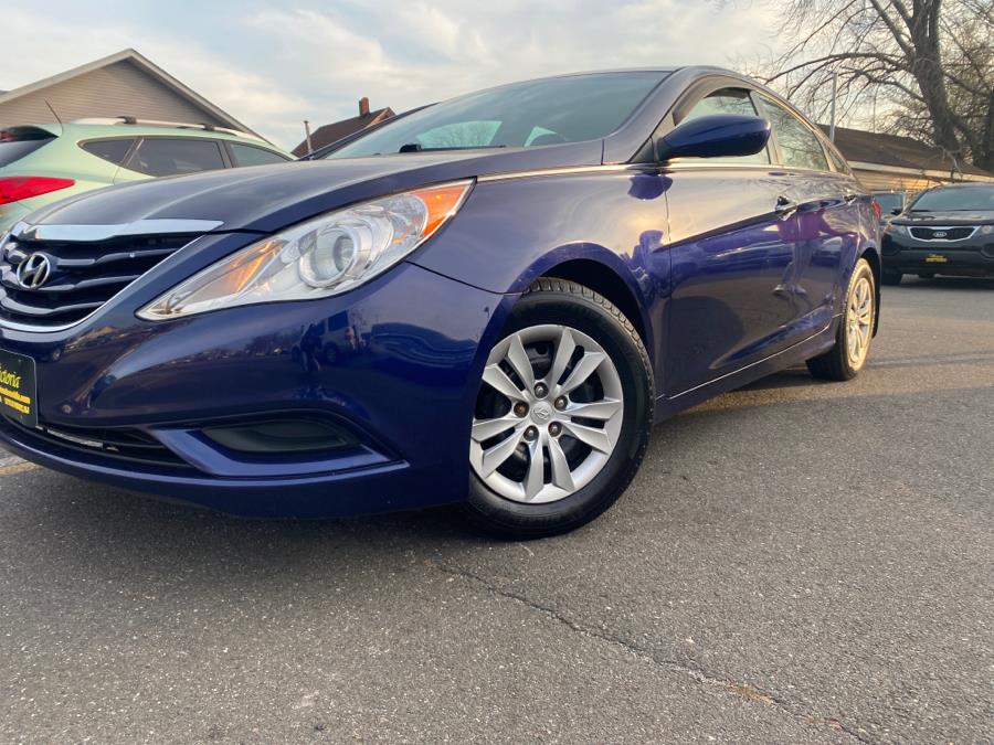 2013 Hyundai Sonata 4dr Sdn 2.4L Auto GLS PZEV *Ltd Avail*, available for sale in Little Ferry, New Jersey | Victoria Preowned Autos Inc. Little Ferry, New Jersey 2013 Hyundai Sonata 4dr Sdn 2.4L Auto GLS PZEV *Ltd Avail*, available for sale in Little Ferry, New Jersey | Victoria Preowned Autos Inc. Little Ferry, New Jersey