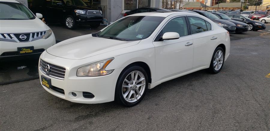 2010 Nissan Maxima 4dr Sdn V6 CVT 3.5 S, available for sale in Little Ferry, New Jersey | Victoria Preowned Autos Inc. Little Ferry, New Jersey 2010 Nissan Maxima 4dr Sdn V6 CVT 3.5 S, available for sale in Little Ferry, New Jersey | Victoria Preowned Autos Inc. Little Ferry, New Jersey