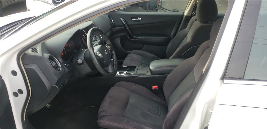 2010 Nissan Maxima 4dr Sdn V6 CVT 3.5 S, available for sale in Little Ferry, New Jersey | Victoria Preowned Autos Inc. Little Ferry, New Jersey 2010 Nissan Maxima 4dr Sdn V6 CVT 3.5 S, available for sale in Little Ferry, New Jersey | Victoria Preowned Autos Inc. Little Ferry, New Jersey