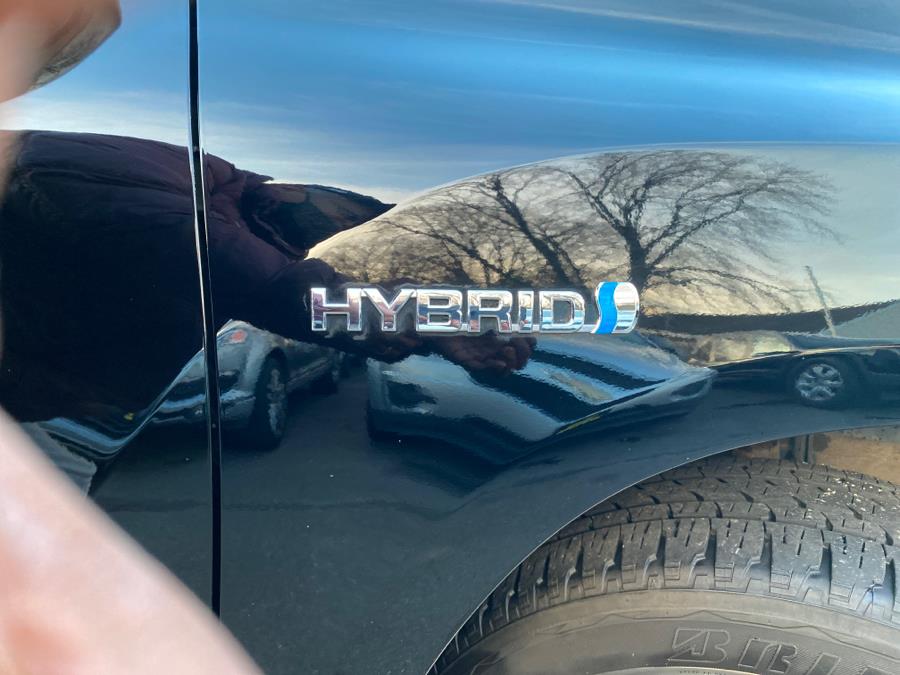 2009 Toyota Highlander Hybrid 4WD 4dr Limited w/3rd Row (Natl), available for sale in Little Ferry, New Jersey | Victoria Preowned Autos Inc. Little Ferry, New Jersey 2009 Toyota Highlander Hybrid 4WD 4dr Limited w/3rd Row (Natl), available for sale in Little Ferry, New Jersey | Victoria Preowned Autos Inc. Little Ferry, New Jersey