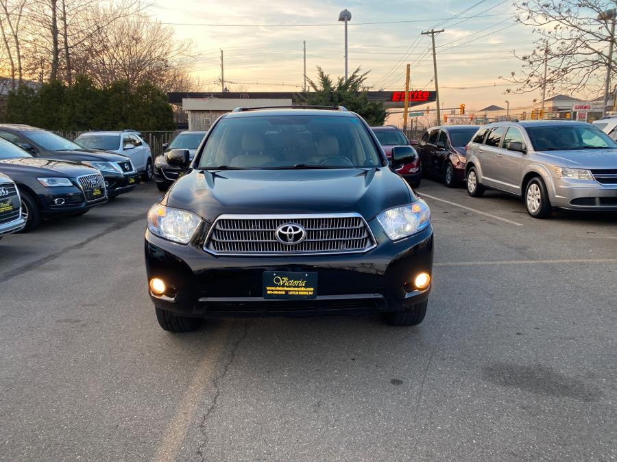 2009 Toyota Highlander Hybrid 4WD 4dr Limited w/3rd Row (Natl), available for sale in Little Ferry, New Jersey | Victoria Preowned Autos Inc. Little Ferry, New Jersey