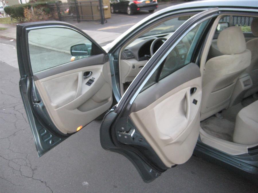 2009 Toyota Camry LE 4dr Sedan 5A, available for sale in Massapequa, New York | Rite Choice Auto Inc.. Massapequa, New York 2009 Toyota Camry LE 4dr Sedan 5A, available for sale in Massapequa, New York | Rite Choice Auto Inc.. Massapequa, New York