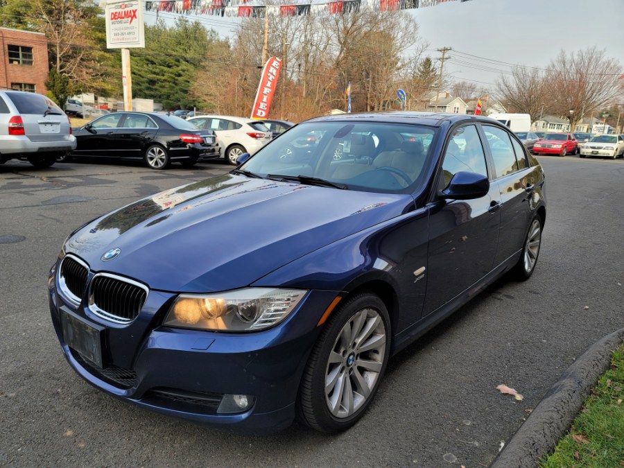 2011 BMW 3 Series 4dr Sdn 328i xDrive AWD SULEV, available for sale in Bristol, Connecticut | Dealmax Motors LLC. Bristol, Connecticut