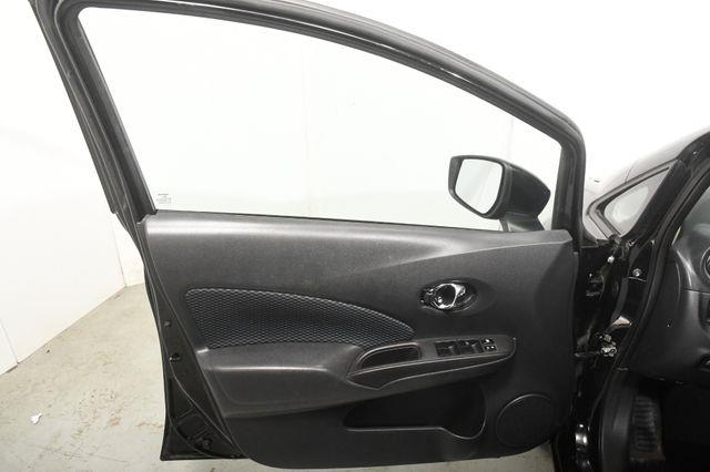 2015 Nissan Versa Note S photo