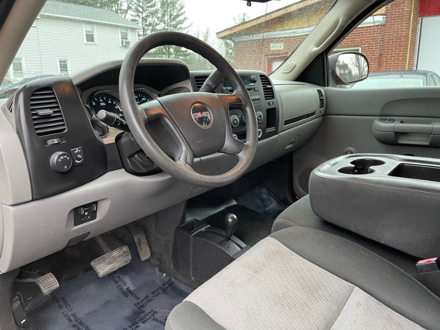 2008 GMC Sierra 2500HD 4WD Crew Cab 153" SLT, available for sale in East Windsor, Connecticut | Toro Auto. East Windsor, Connecticut 2008 GMC Sierra 2500HD 4WD Crew Cab 153" SLT, available for sale in East Windsor, Connecticut | Toro Auto. East Windsor, Connecticut