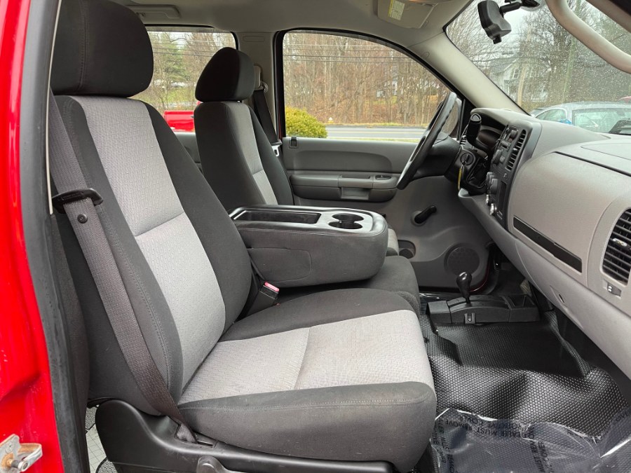 2008 GMC Sierra 2500HD 4WD Crew Cab 153" SLT, available for sale in East Windsor, Connecticut | Toro Auto. East Windsor, Connecticut 2008 GMC Sierra 2500HD 4WD Crew Cab 153" SLT, available for sale in East Windsor, Connecticut | Toro Auto. East Windsor, Connecticut
