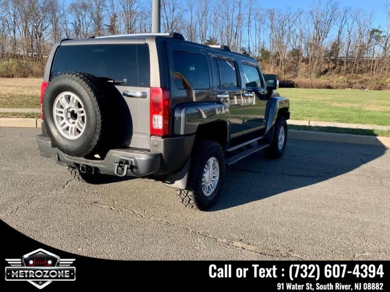 Used HUMMER H3 4WD 4dr SUV H3X 2009 | Metrozone Motor Group. South River, New Jersey Used HUMMER H3 4WD 4dr SUV H3X 2009 | Metrozone Motor Group. South River, New Jersey