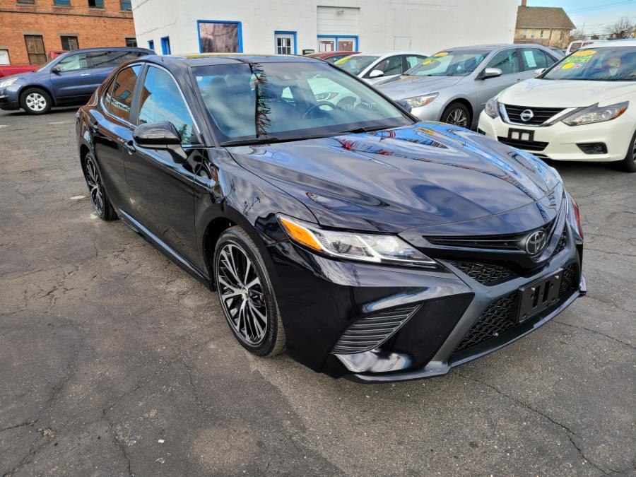 Used Toyota Camry SE 2018 | Affordable Motors Inc. Bridgeport, Connecticut Used Toyota Camry SE 2018 | Affordable Motors Inc. Bridgeport, Connecticut