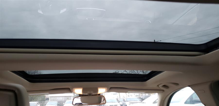 2012 Mercedes-Benz C-Class 4dr Sdn C300 Luxury 4MATIC, available for sale in Little Ferry, New Jersey | Victoria Preowned Autos Inc. Little Ferry, New Jersey 2012 Mercedes-Benz C-Class 4dr Sdn C300 Luxury 4MATIC, available for sale in Little Ferry, New Jersey | Victoria Preowned Autos Inc. Little Ferry, New Jersey