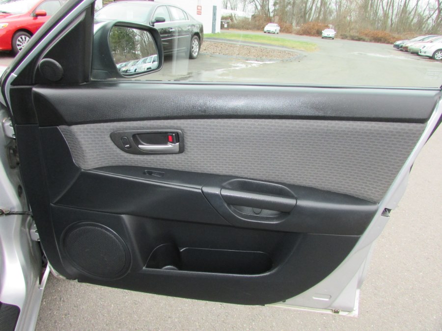 Used Mazda Mazda3 4dr Sdn i Touring Manual 2006 | United Auto Sales of E Windsor, Inc. East Windsor, Connecticut Used Mazda Mazda3 4dr Sdn i Touring Manual 2006 | United Auto Sales of E Windsor, Inc. East Windsor, Connecticut