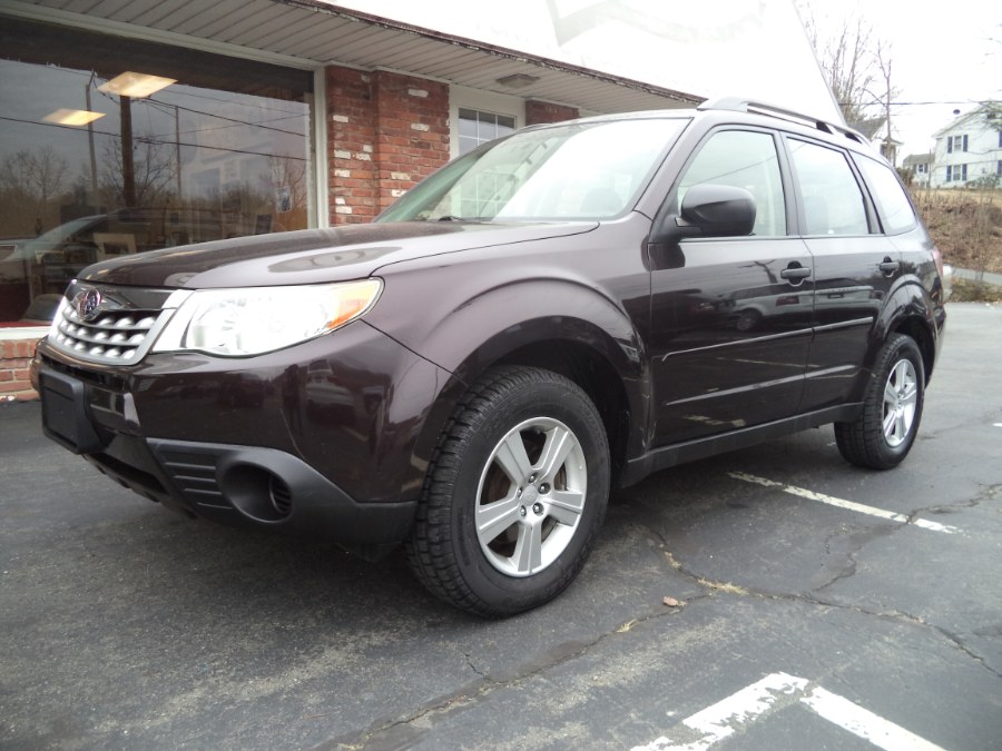 Used Subaru Forester 2.5X AWD 2013 | Riverside Motorcars, LLC. Naugatuck, Connecticut