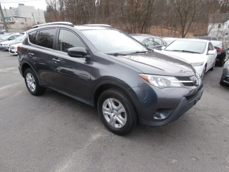 2015 Toyota RAV4 AWD 4dr LE (Natl), available for sale in Waterbury, Connecticut | Jim Juliani Motors. Waterbury, Connecticut
