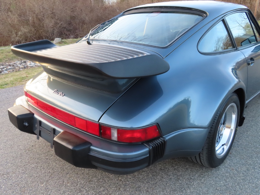 1988 Porsche 911 Carrera 2dr Coupe 4-Spd Turbo, available for sale in North Salem, New York | Meccanic Shop North Inc. North Salem, New York 1988 Porsche 911 Carrera 2dr Coupe 4-Spd Turbo, available for sale in North Salem, New York | Meccanic Shop North Inc. North Salem, New York