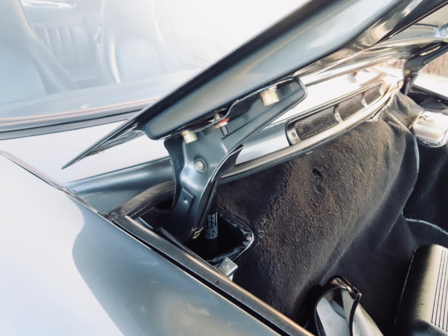 1988 Porsche 911 Carrera 2dr Coupe 4-Spd Turbo, available for sale in North Salem, New York | Meccanic Shop North Inc. North Salem, New York 1988 Porsche 911 Carrera 2dr Coupe 4-Spd Turbo, available for sale in North Salem, New York | Meccanic Shop North Inc. North Salem, New York