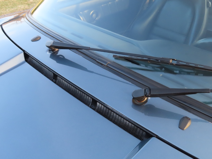 1988 Porsche 911 Carrera 2dr Coupe 4-Spd Turbo, available for sale in North Salem, New York | Meccanic Shop North Inc. North Salem, New York 1988 Porsche 911 Carrera 2dr Coupe 4-Spd Turbo, available for sale in North Salem, New York | Meccanic Shop North Inc. North Salem, New York
