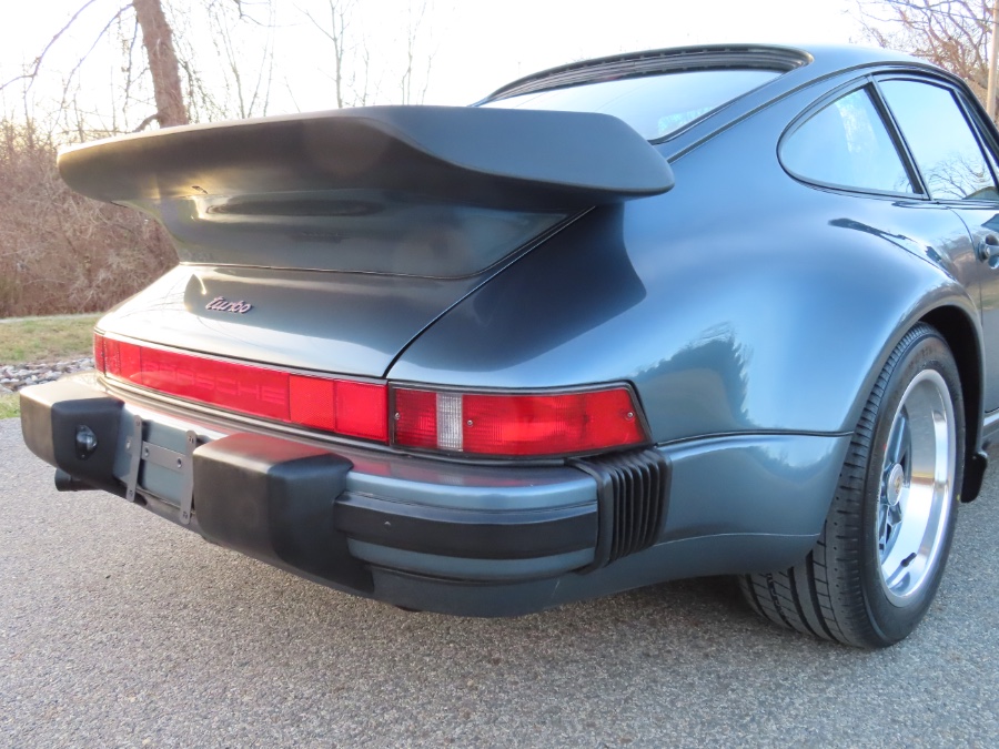 1988 Porsche 911 Carrera 2dr Coupe 4-Spd Turbo, available for sale in North Salem, New York | Meccanic Shop North Inc. North Salem, New York 1988 Porsche 911 Carrera 2dr Coupe 4-Spd Turbo, available for sale in North Salem, New York | Meccanic Shop North Inc. North Salem, New York