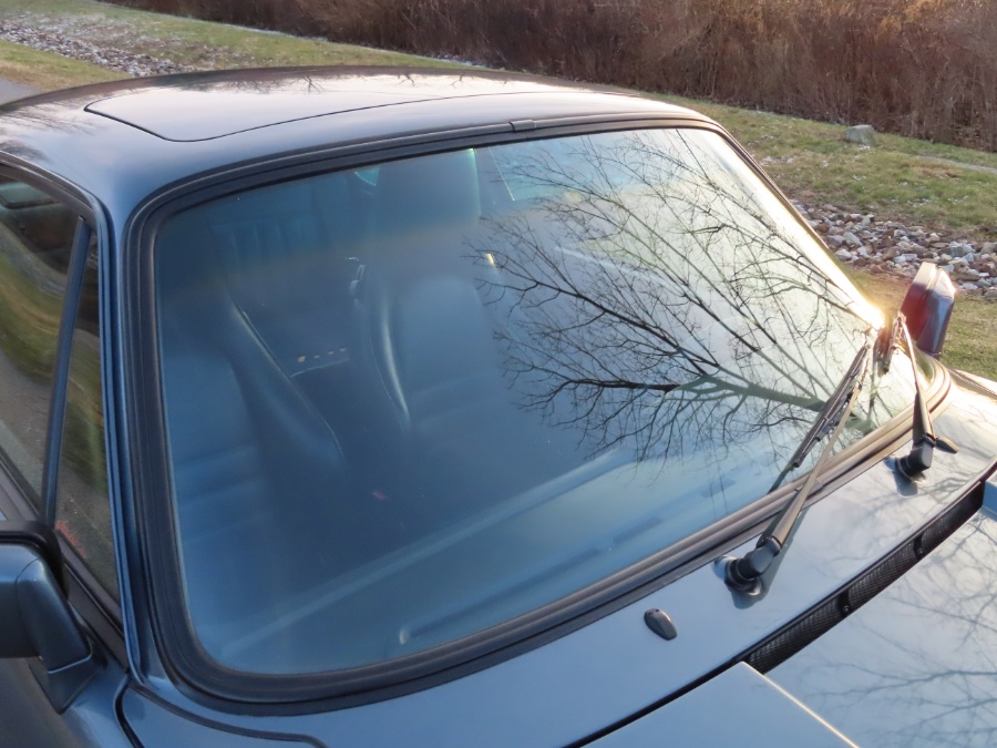 1988 Porsche 911 Carrera 2dr Coupe 4-Spd Turbo, available for sale in North Salem, New York | Meccanic Shop North Inc. North Salem, New York 1988 Porsche 911 Carrera 2dr Coupe 4-Spd Turbo, available for sale in North Salem, New York | Meccanic Shop North Inc. North Salem, New York