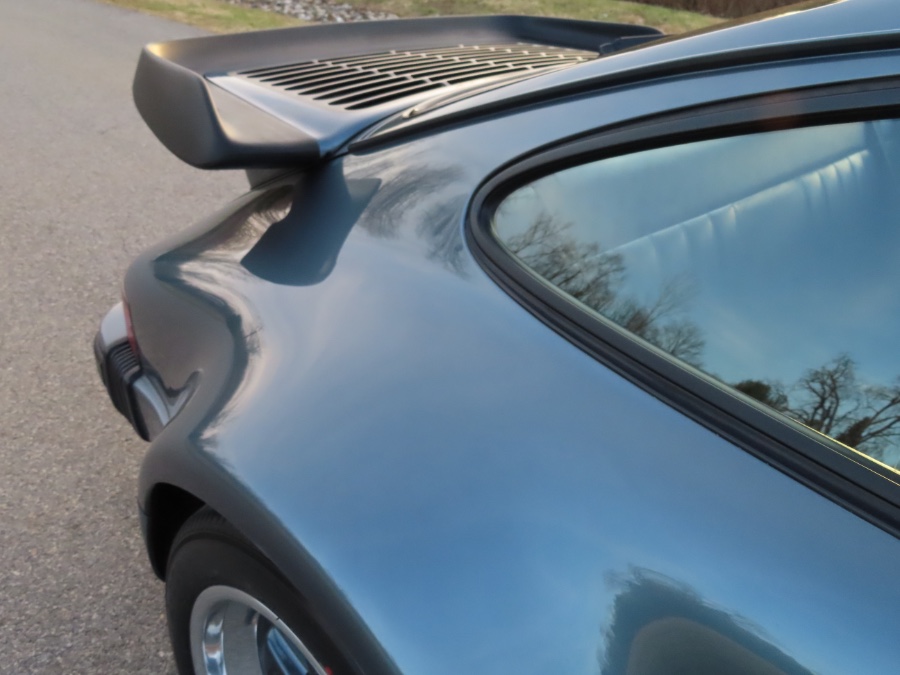 1988 Porsche 911 Carrera 2dr Coupe 4-Spd Turbo, available for sale in North Salem, New York | Meccanic Shop North Inc. North Salem, New York 1988 Porsche 911 Carrera 2dr Coupe 4-Spd Turbo, available for sale in North Salem, New York | Meccanic Shop North Inc. North Salem, New York