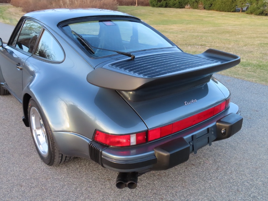 1988 Porsche 911 Carrera 2dr Coupe 4-Spd Turbo, available for sale in North Salem, New York | Meccanic Shop North Inc. North Salem, New York 1988 Porsche 911 Carrera 2dr Coupe 4-Spd Turbo, available for sale in North Salem, New York | Meccanic Shop North Inc. North Salem, New York