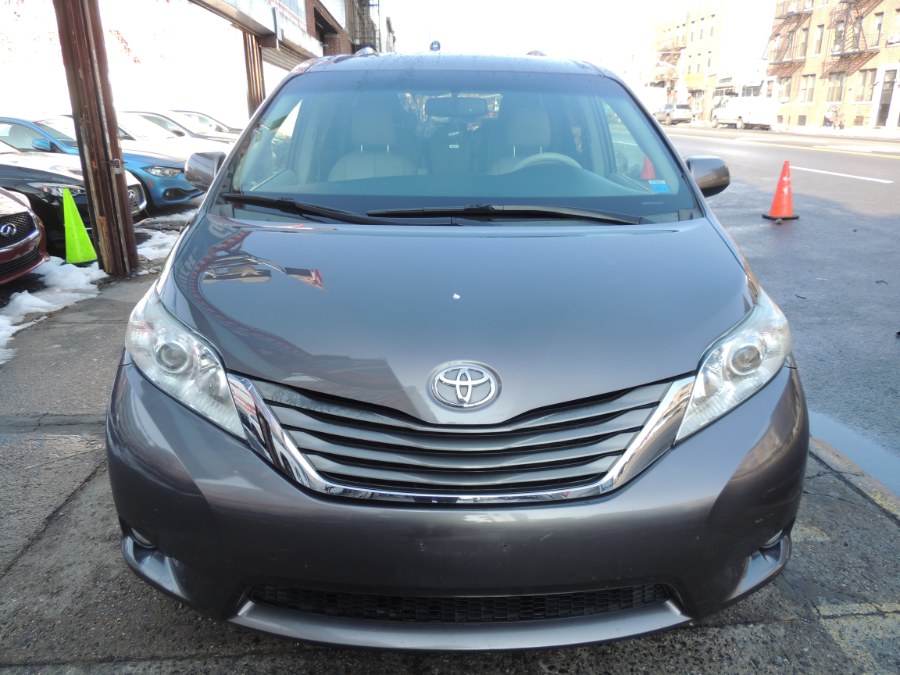 Used Toyota Sienna 5dr 8-Pass Van V6 XLE FWD (Natl) 2014 | Carsbuck Inc.. Brooklyn, New York Used Toyota Sienna 5dr 8-Pass Van V6 XLE FWD (Natl) 2014 | Carsbuck Inc.. Brooklyn, New York