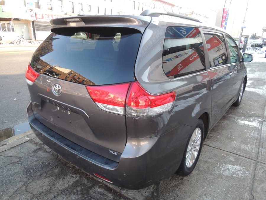 Used Toyota Sienna 5dr 8-Pass Van V6 XLE FWD (Natl) 2014 | Carsbuck Inc.. Brooklyn, New York Used Toyota Sienna 5dr 8-Pass Van V6 XLE FWD (Natl) 2014 | Carsbuck Inc.. Brooklyn, New York