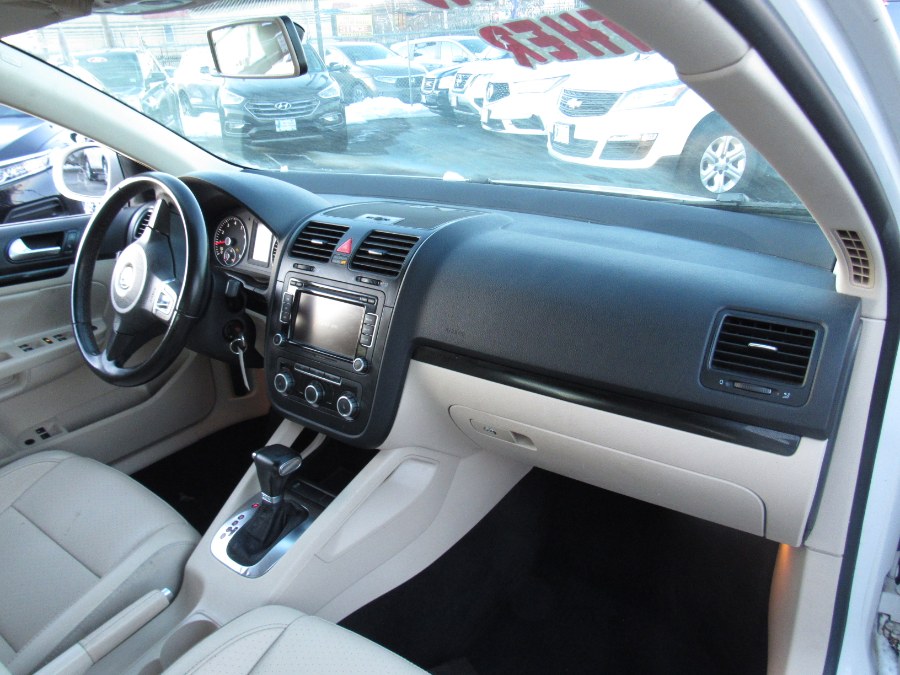 Used Volkswagen Jetta Sedan 4dr Manual Wolfsburg PZEV 2010 | NJ Used Cars Center. Irvington, New Jersey Used Volkswagen Jetta Sedan 4dr Manual Wolfsburg PZEV 2010 | NJ Used Cars Center. Irvington, New Jersey