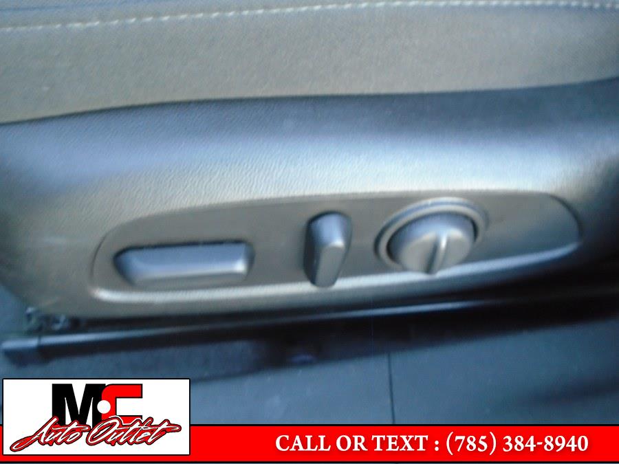 2019 Chevrolet Malibu 4dr Sdn LT w/1LT, available for sale in Colby, Kansas | M C Auto Outlet Inc. Colby, Kansas 2019 Chevrolet Malibu 4dr Sdn LT w/1LT, available for sale in Colby, Kansas | M C Auto Outlet Inc. Colby, Kansas