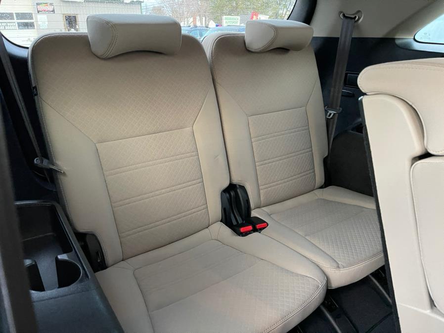 2017 Kia Sorento LX AWD, available for sale in Merrimack, New Hampshire | Merrimack Autosport. Merrimack, New Hampshire 2017 Kia Sorento LX AWD, available for sale in Merrimack, New Hampshire | Merrimack Autosport. Merrimack, New Hampshire