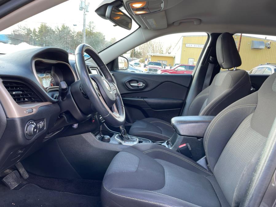 2016 Jeep Cherokee 4WD 4dr Latitude, available for sale in Merrimack, New Hampshire | Merrimack Autosport. Merrimack, New Hampshire 2016 Jeep Cherokee 4WD 4dr Latitude, available for sale in Merrimack, New Hampshire | Merrimack Autosport. Merrimack, New Hampshire
